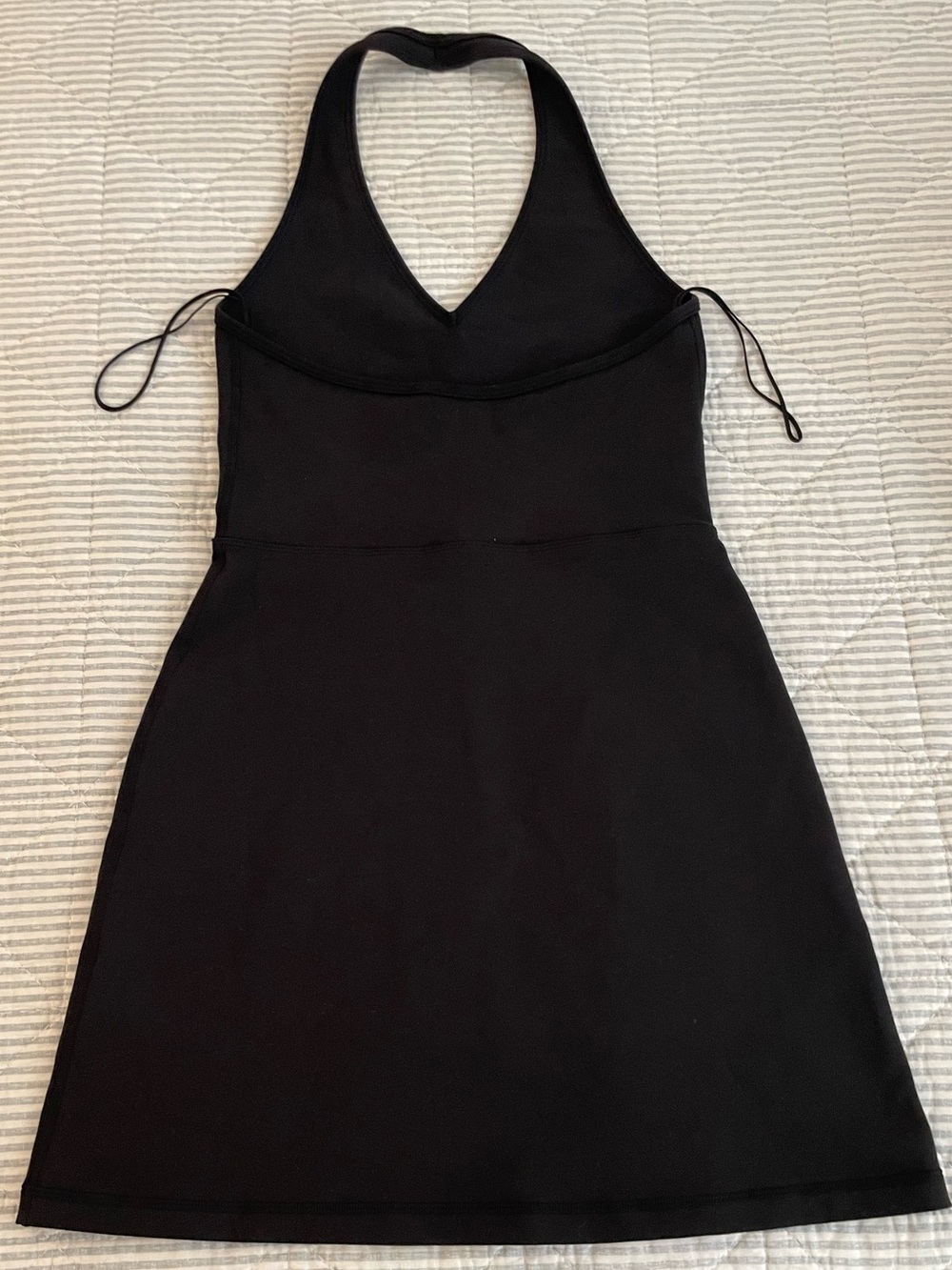 Chic Black Halter Neck Backless Mini Dress 🤭 - Picture 6 of 7